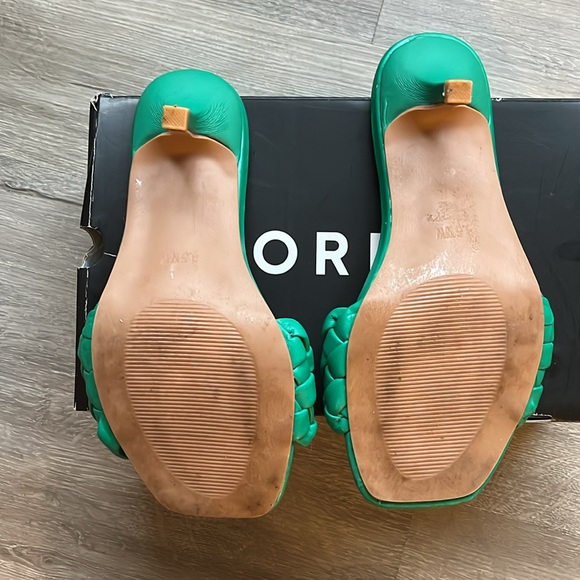 Torrid Green Woven Toe Strap Mule 8.5 (WW) - Picture 7 of 9